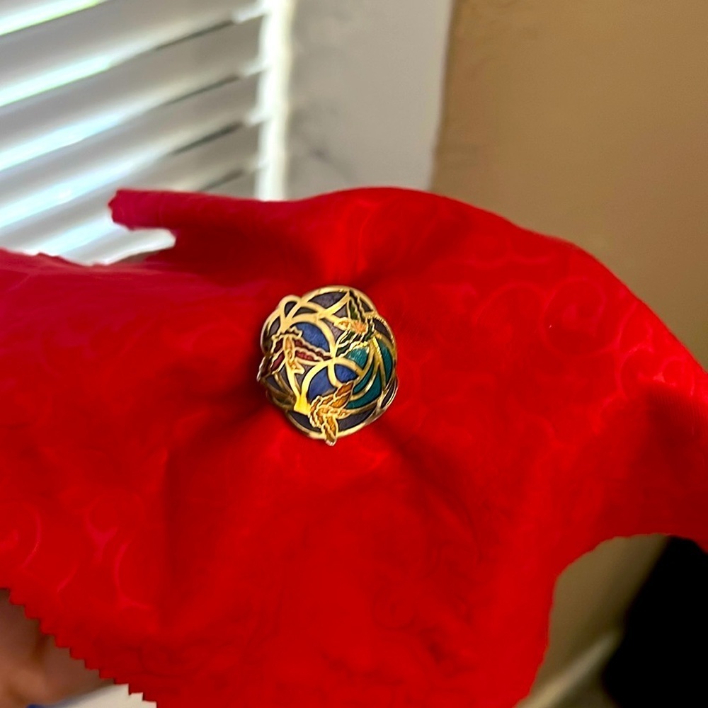 Vintage Inlay tack style Pin 1970s. Size of a Quarter